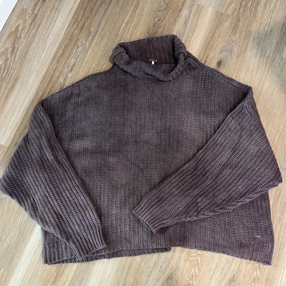 Free People Chunky Knit Turtleneck Size S